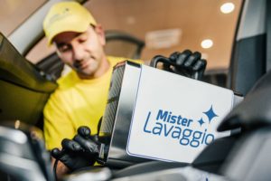 Scopri di più sull'articolo Cattivi odori dal climatizzatore? Le soluzioni di Mister Lavaggio
